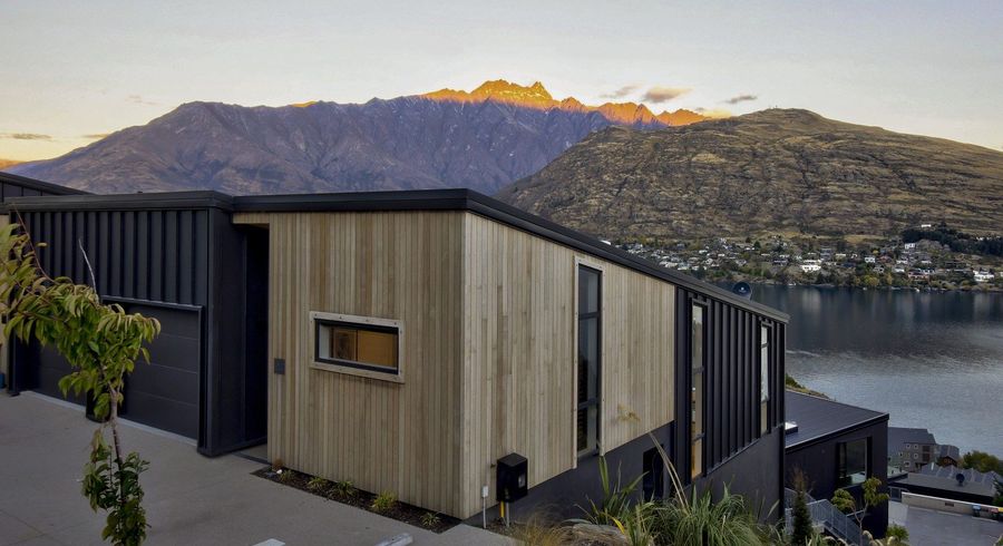  at 15C Potters Hill Drive, Town Centre, Queenstown-Lakes, Otago