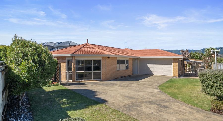  at 11 San Vito Place, Paraparaumu Beach, Paraparaumu