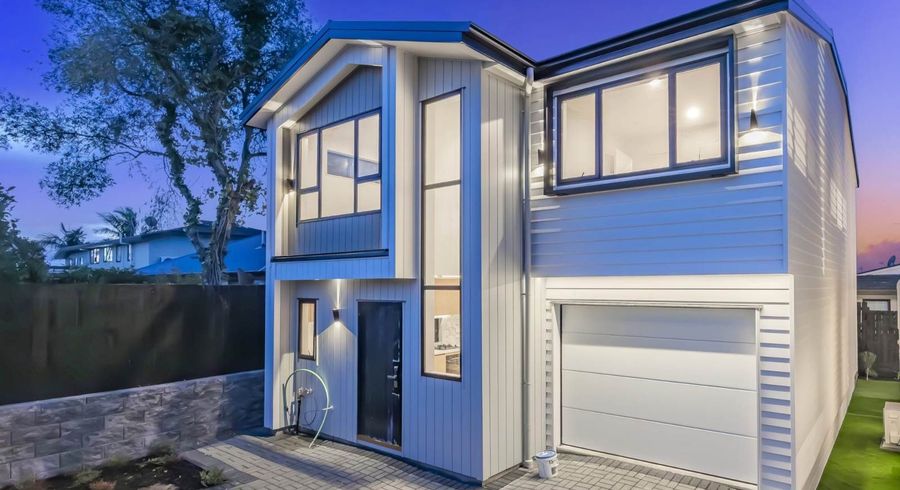  at Lot 4, 29 Prince Regent Drive, Half Moon Bay, Manukau City, Auckland