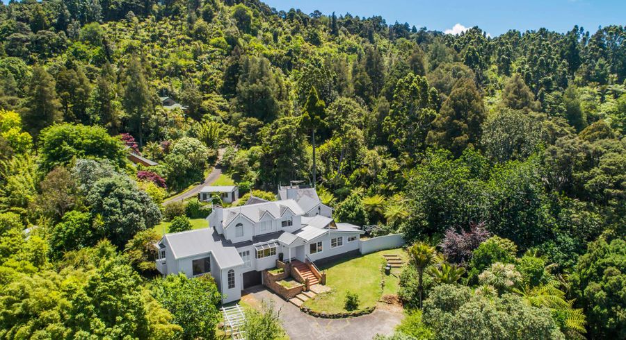  at 207 Woodlands Park Road, Titirangi, Auckland