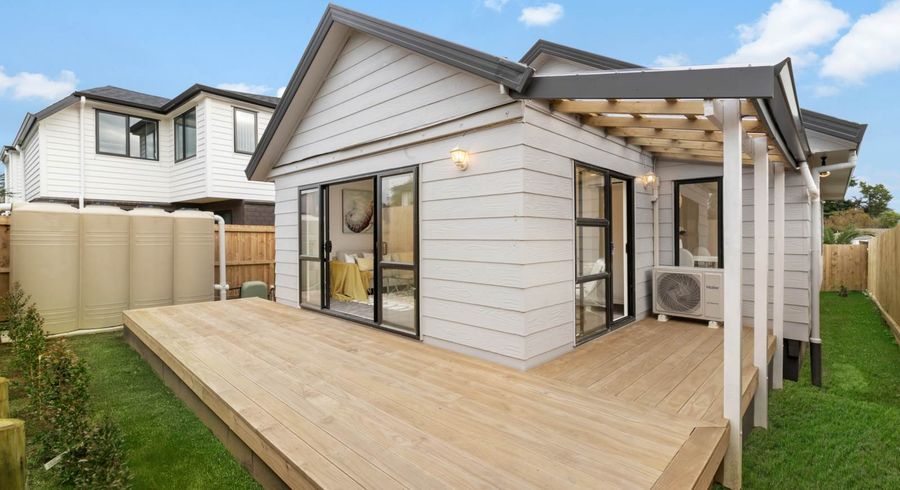  at 3 De Quincey Terrace, Highland Park, Auckland