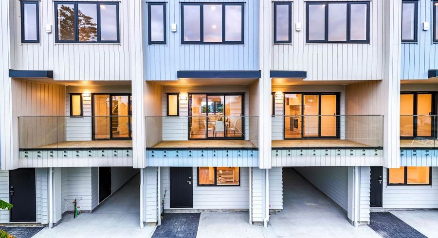  at Lot 4/11 Hereford Street, Te Atatu Peninsula, Waitakere City, Auckland