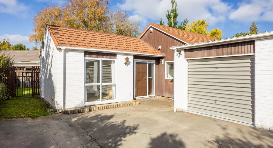  at 2/34 Greers Road, Ilam, Christchurch City, Canterbury
