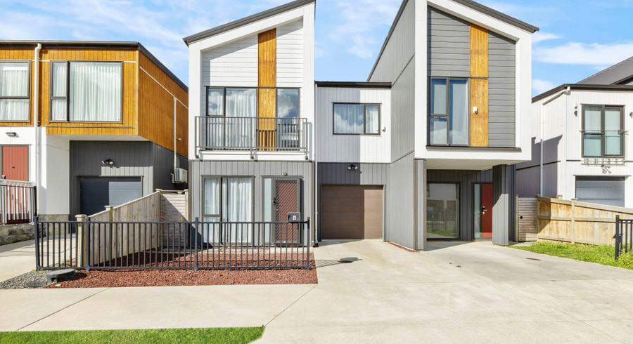  at 4 Hearth Street, Flat Bush, Auckland