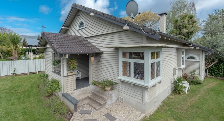  at 13 Te Aroha Street, Hamilton East, Hamilton