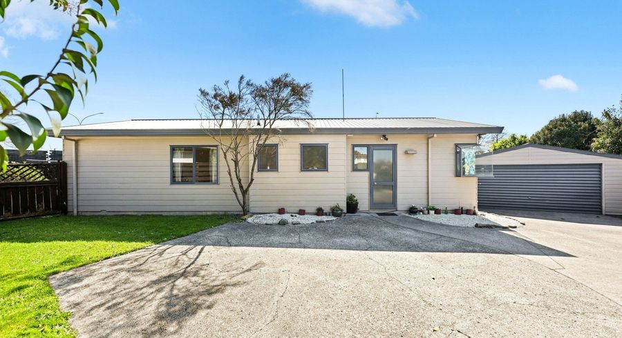  at 8 Brough Place, St Andrews, Hamilton