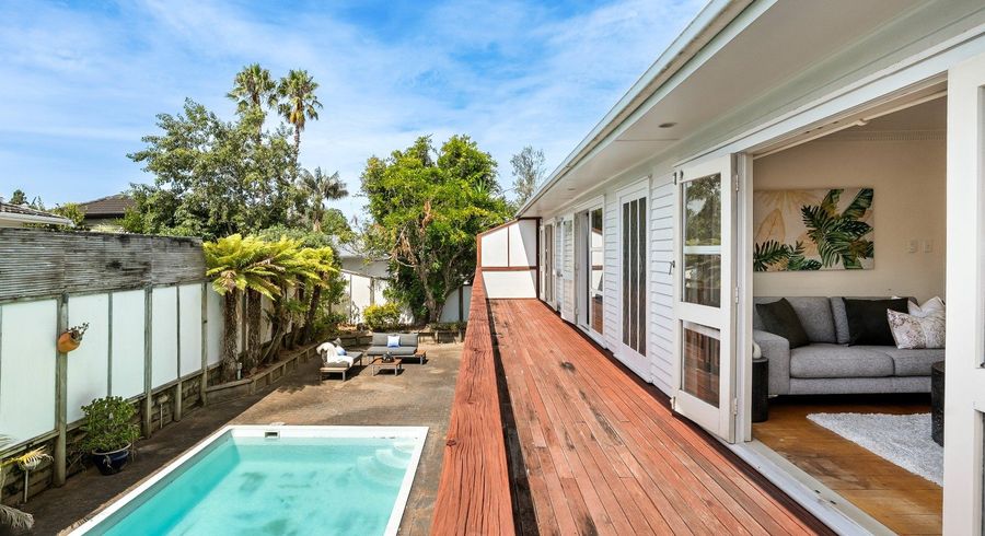  at 2 Pembroke Crescent, Glendowie, Auckland City, Auckland