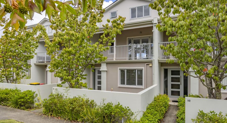  at 9/11 Hatfield Place, Albany Heights, Rodney, Auckland