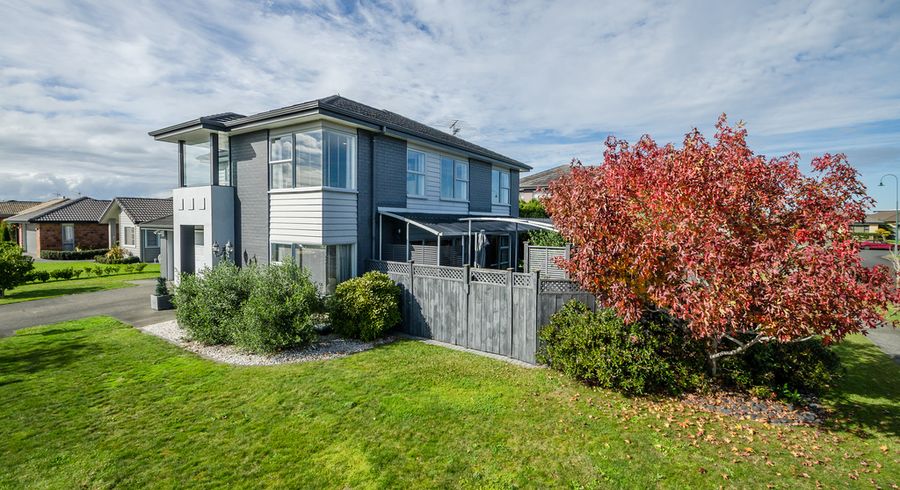  at 44 Aberdeen Crescent, Wattle Downs, Auckland