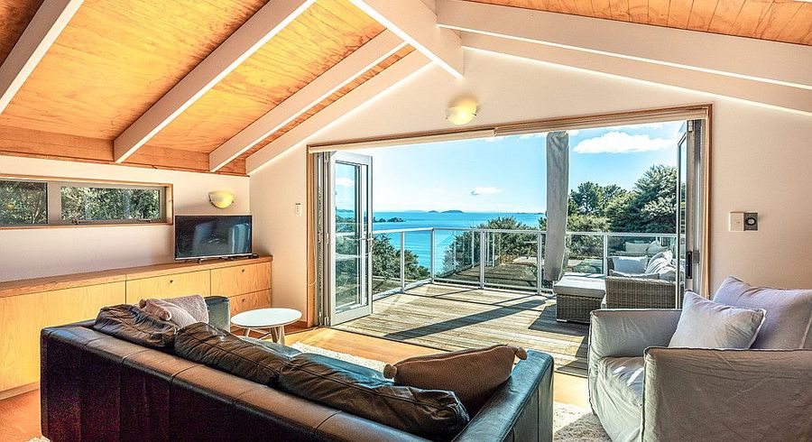 at 87 Queens Drive, Waiheke island, Waiheke