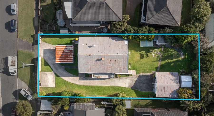  at 4 Auld Street, Torbay, Auckland