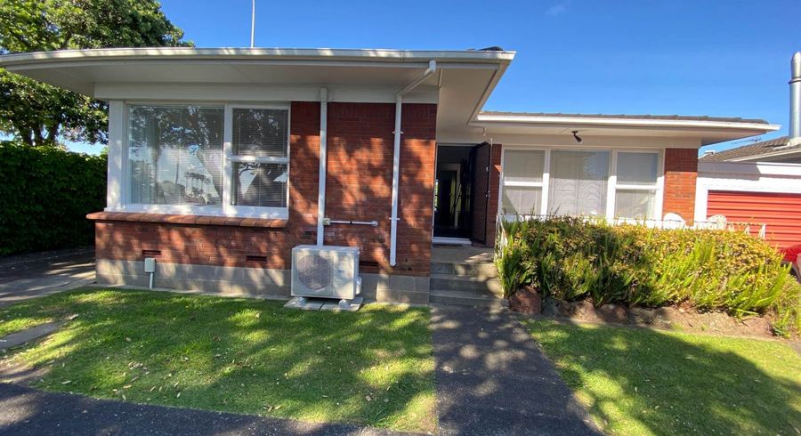  at 1/3 Esmonde Road, Takapuna, Auckland