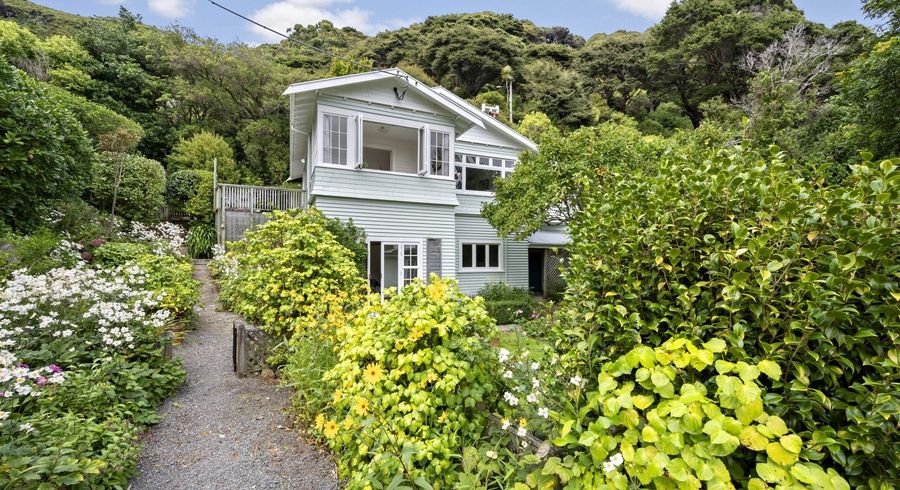  at 16 Kowhai Street, Eastbourne, Lower Hutt