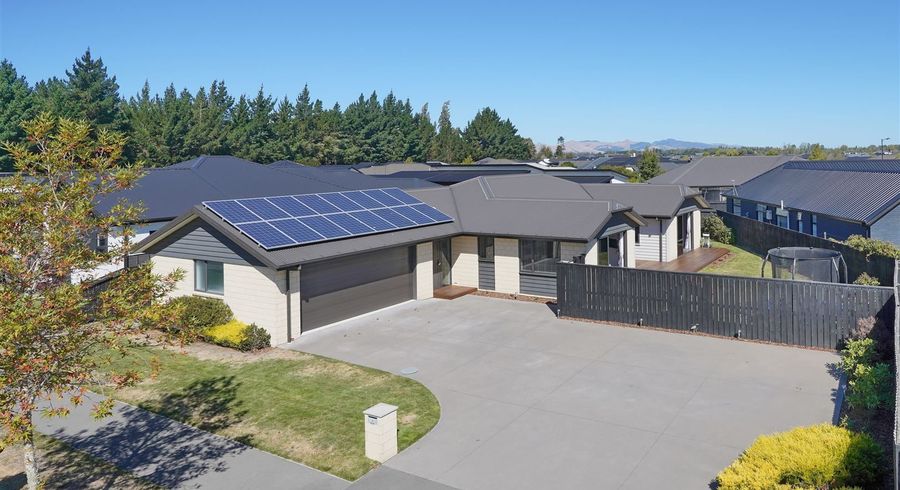  at 4 Kohunga Crescent, Bottle Lake, Christchurch