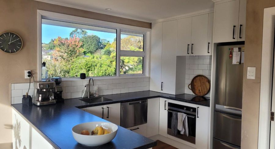 at 40 Parsons Street, Vogeltown, New Plymouth