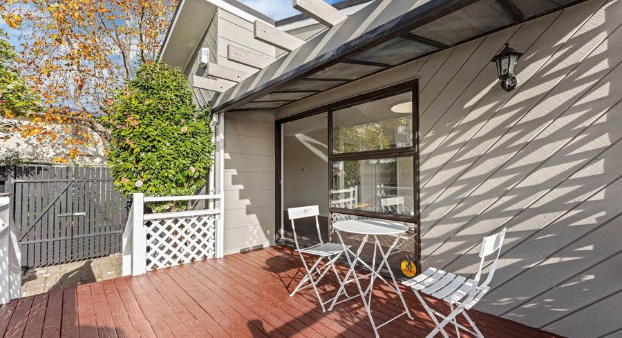  at 21B College Road, Northcote, North Shore City, Auckland