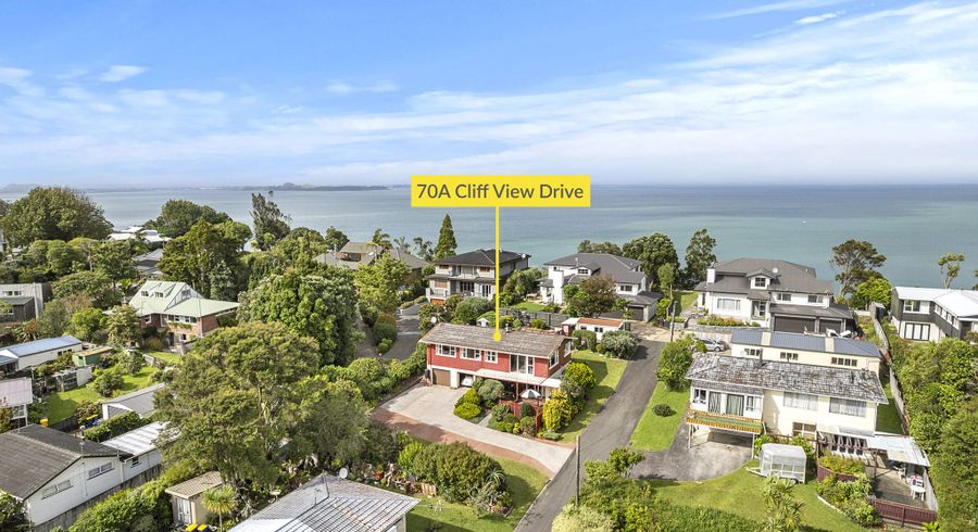  at 70A Cliff View Drive, Green Bay, Auckland