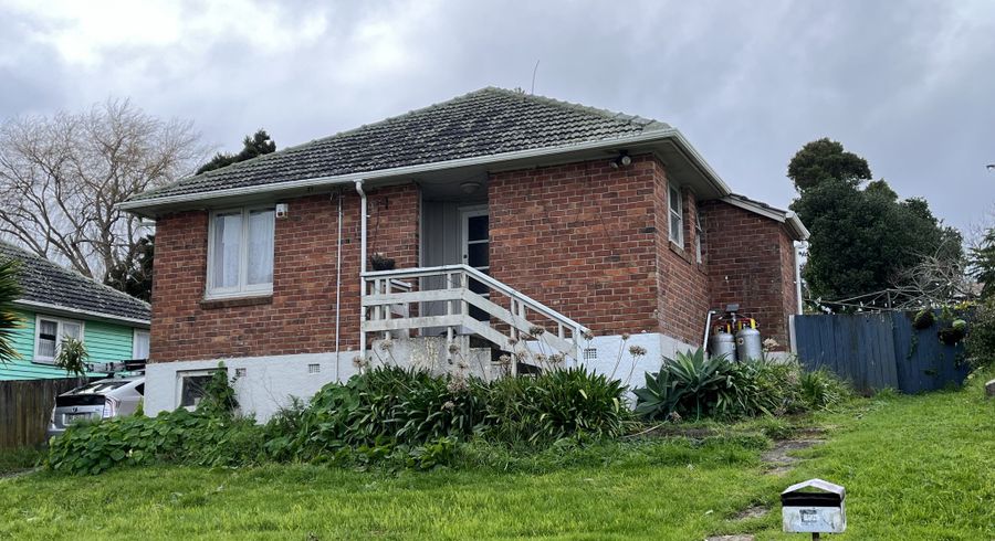  at 72 Gifford Avenue, Wesley, Auckland