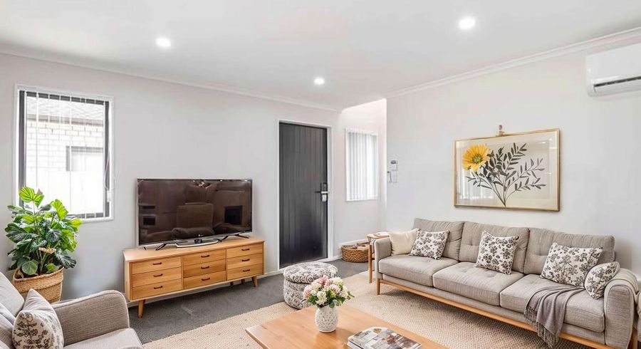  at 16 Bliss Court, Takanini, Auckland