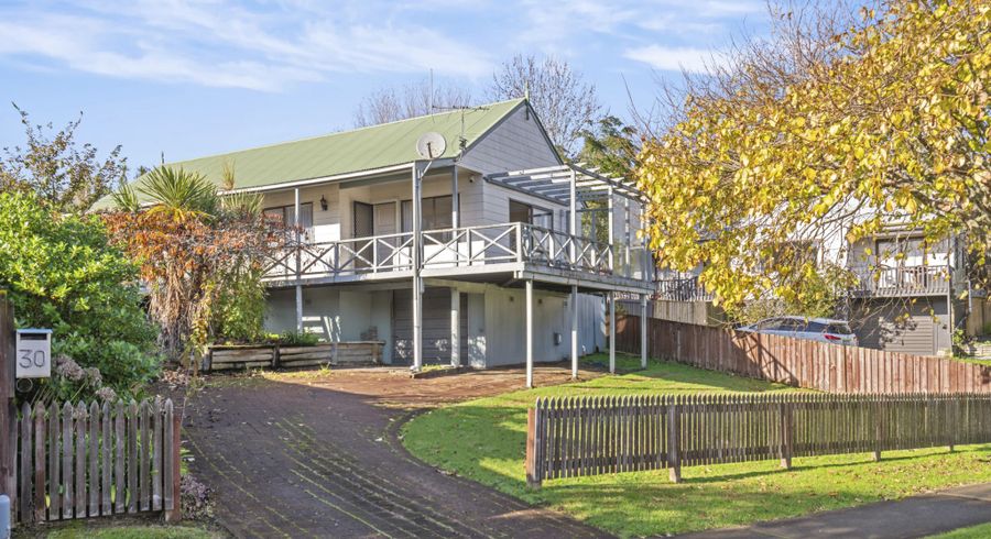  at 30 Murvale Drive, Bucklands Beach, Manukau City, Auckland