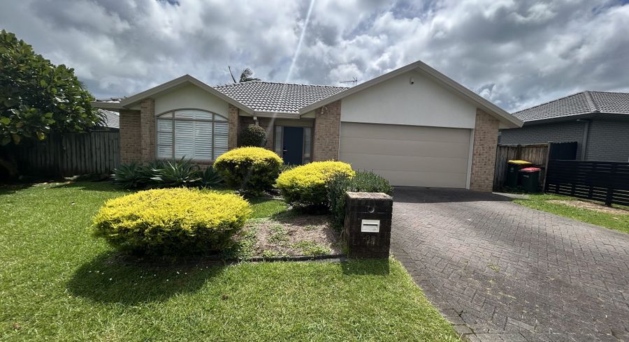  at 33 Newinn Crescent, Dannemora, Manukau City, Auckland