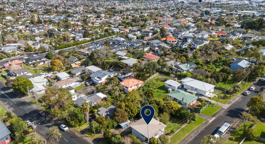  at 27 Whitney Street, New Windsor, Auckland City, Auckland