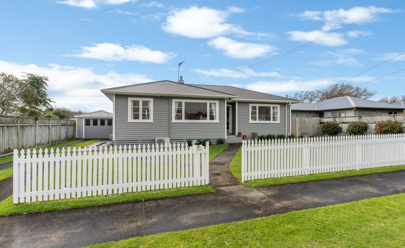  at 3 Barry Street, Ferndale, New Plymouth