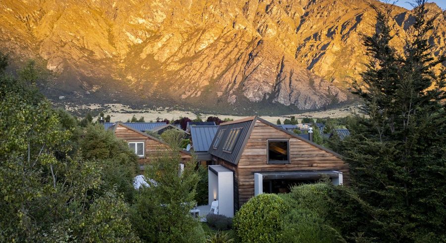  at 8 Jacks Point Rise, Jacks Point, Queenstown-Lakes, Otago