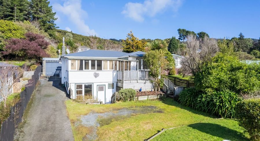  at 37 Fraser Street, Wainuiomata, Lower Hutt