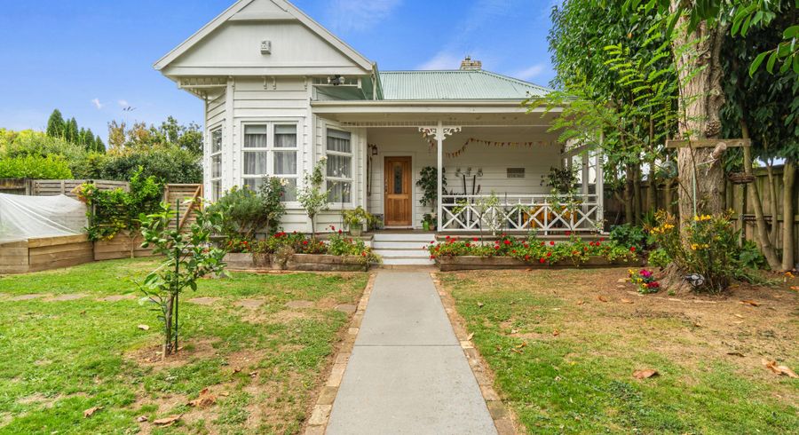  at 92 Wellington Street, Hamilton East, Hamilton, Waikato