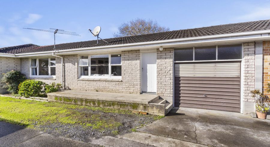 at 2/37 Huia Road, Papatoetoe, Auckland