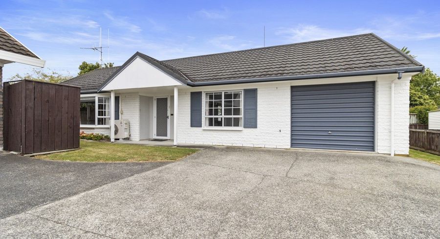  at 98C Naylor Street, Hamilton East, Hamilton
