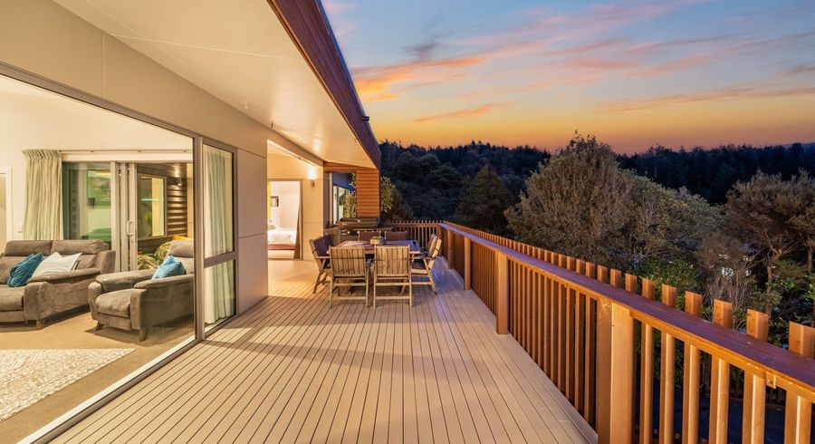  at 9 Sylvan Way, Silverstream, Upper Hutt, Wellington