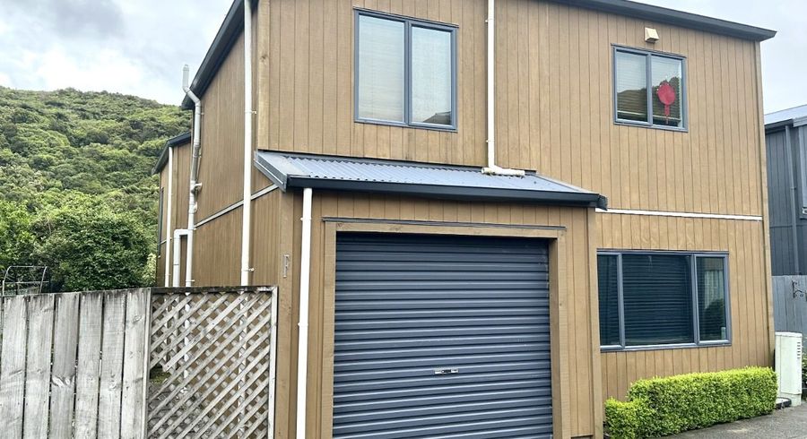  at 72F Hazlewood Avenue, Karori, Wellington