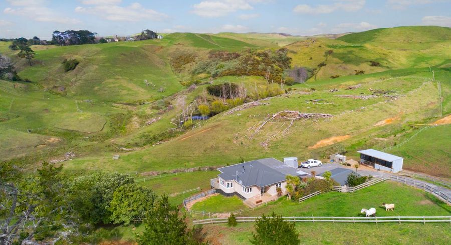  at 52 Binns Road, Karioitahi