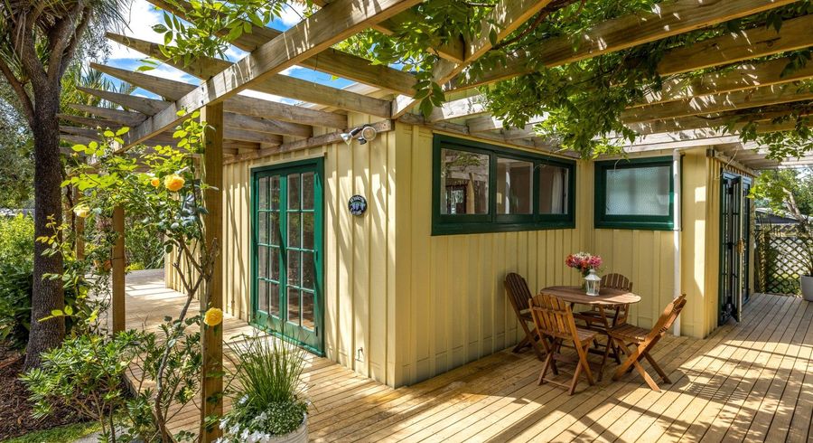  at 18 Tui Street, Oneroa, Waiheke Island, Auckland