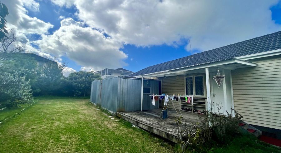  at 2/1334 Dominion Road, Mount Roskill, Auckland