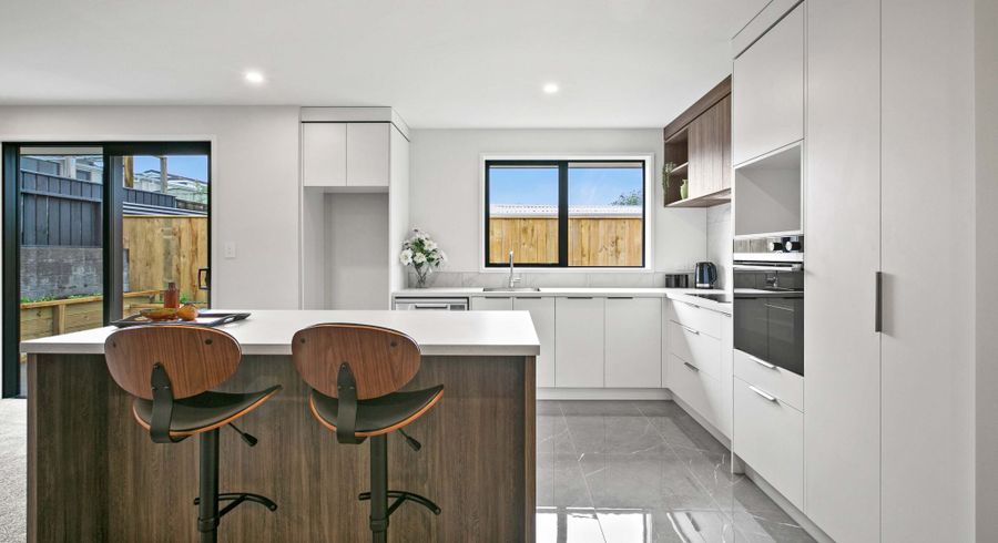  at 2b Sandel Rise, Merrilands, New Plymouth, Taranaki