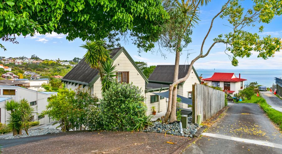  at 24 Himalaya Crescent, Lynfield, Auckland