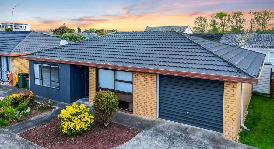  at 2/282 Shirley Road, Papatoetoe, Auckland
