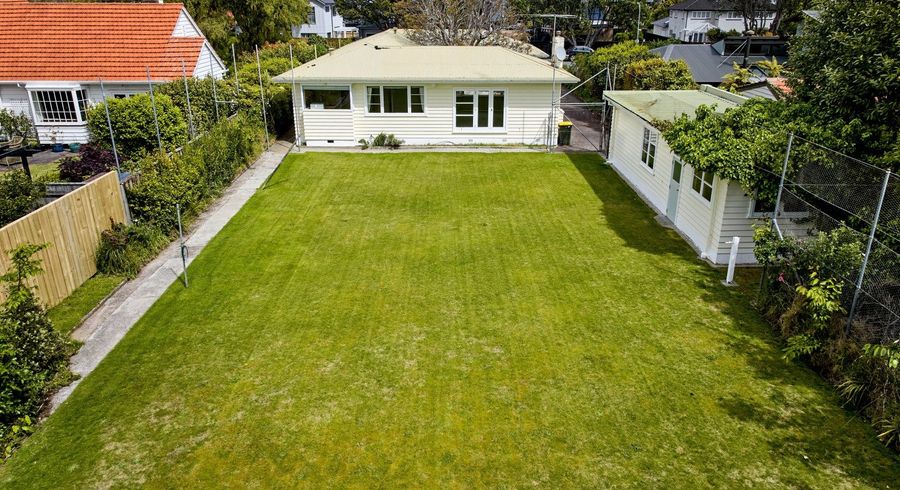  at 65 Queens Grove, Hutt Central, Lower Hutt