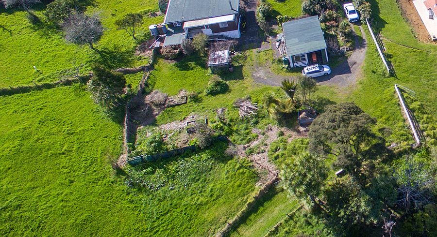 at 129 Wairere Road, Waitākere, Auckland