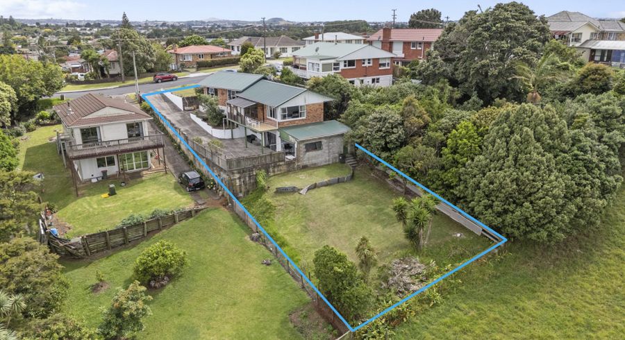  at 15 Prangley Avenue, Mangere, Auckland