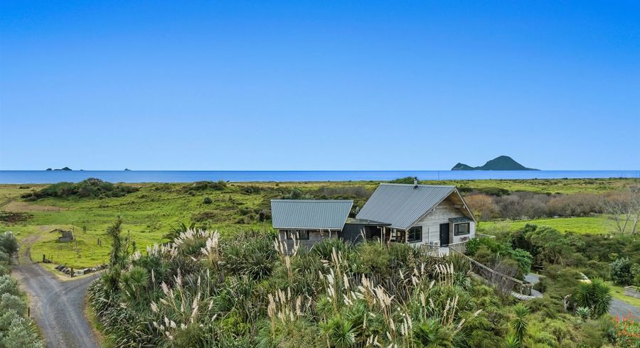  at 880B Thornton Road, Thornton, Whakatane