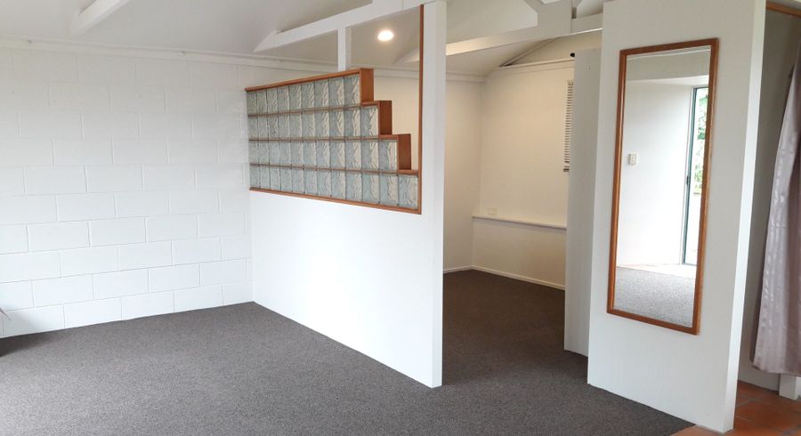  at 3/19 Chivalry Road, Glenfield, North Shore City, Auckland