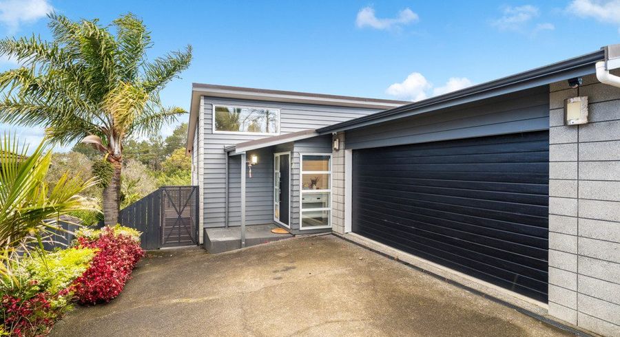  at 94 Lake Panorama Drive, Henderson, Waitakere City, Auckland
