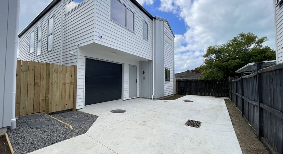  at 25C Dianne - Louise Drive, Half Moon Bay, Manukau City, Auckland