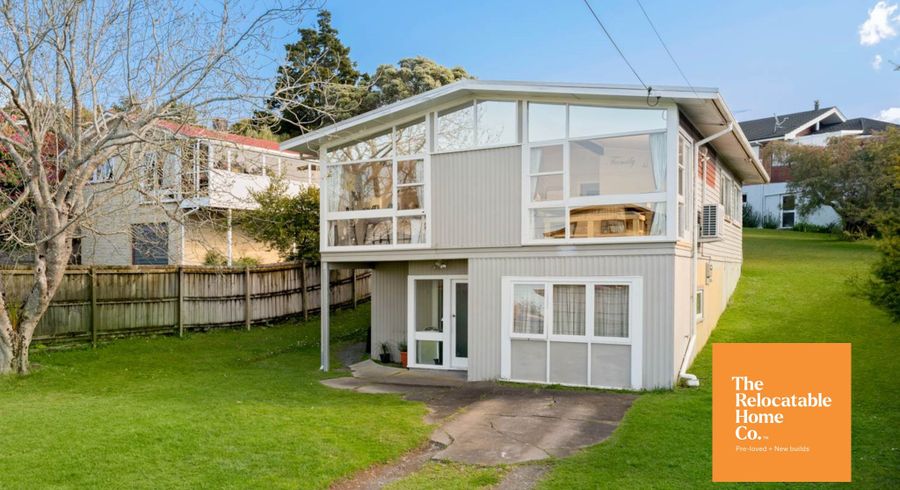  at New Lynn, Waitakere City, Auckland