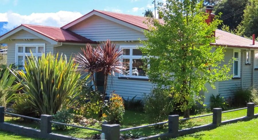  at 4 Broadway, Reefton, Buller, West Coast
