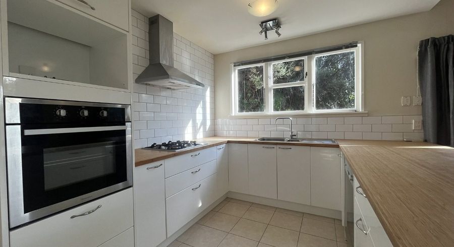  at 82 Moeraki Road, Maoribank, Upper Hutt, Wellington